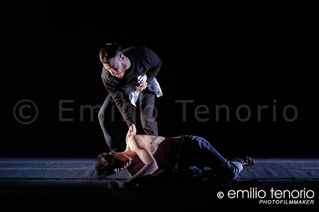 ETER.COM - He aquí un acto íntimo - CANAL - © Emilio Tenorio